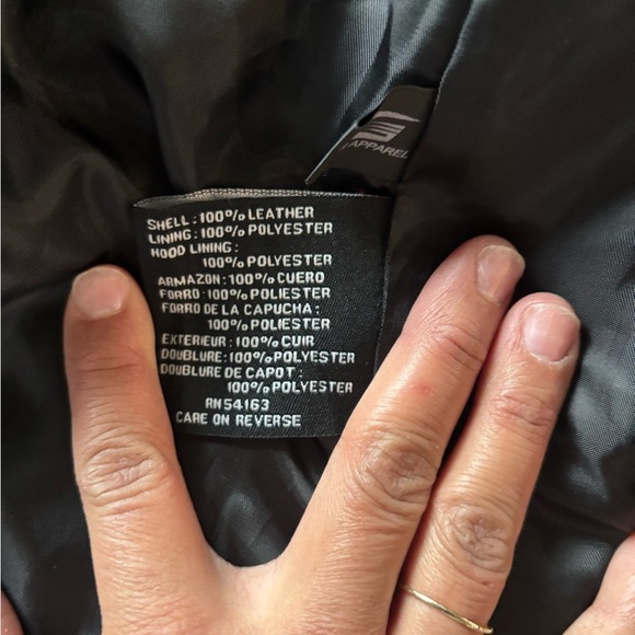 Black Leather‎ Jacket - Picture 9 of 9